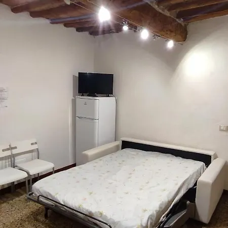 Casa Vicolo Delle Chiavi * Poggibonsi
